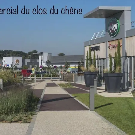 2 Adultes 2 Enfants Parcs Disneyland Paris Апартаменты Монтеврен